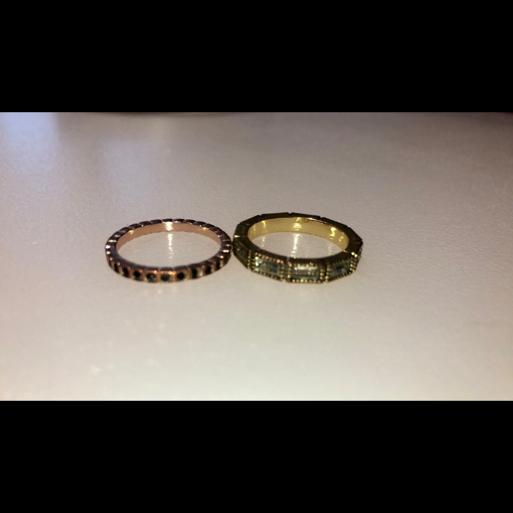 TWO Super Pretty Rings - Picture 6 of 6
